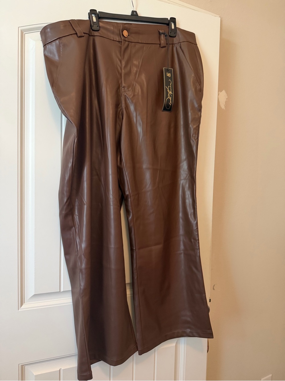 NWT-Size 22W DG2 Diane Gilman David Dixon Brown Faux Vegan Leather Flare Pants